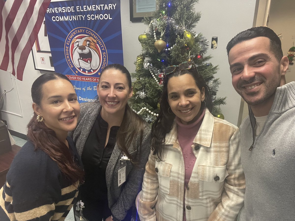 riverside_bulldogs (@riversidebulld1) on Twitter photo Always appreciative of our #ETO support staff! 💕 Thank you for coming out to judge #ScienceFair projects! 🧬 <a href="/SuptDotres/">Jose L. Dotres, Ed.D.</a> <a href="/MDCPSCentral/">Central Region</a> <a href="/MsSwainCRO/">MsSwain_CRO</a> <a href="/MsAllisonStone/">Allison Stone</a> <a href="/MarthaMunozCRO/">Martha M. Muñoz</a> <a href="/MDCPSSci/">M-DCPS Science</a> Always appreciative of our #ETO support staff! 💕 Thank you for coming out to judge #ScienceFair projects! 🧬 <a href="/SuptDotres/">Jose L. Dotres, Ed.D.</a> <a href="/MDCPSCentral/">Central Region</a> <a href="/MsSwainCRO/">MsSwain_CRO</a> <a href="/MsAllisonStone/">Allison Stone</a> <a href="/MarthaMunozCRO/">Martha M. Muñoz</a> <a href="/MDCPSSci/">M-DCPS Science</a>