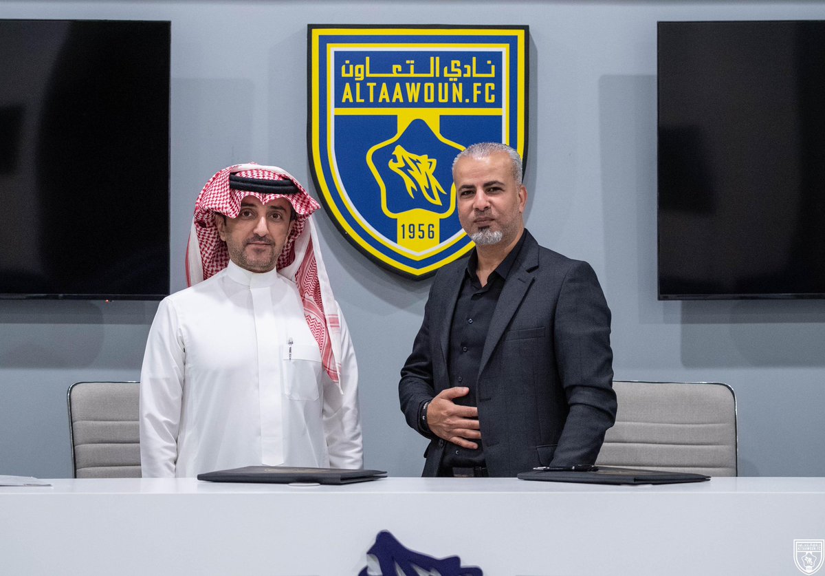 AltaawounSports's tweet photo. 📃| أتم مجلس إدارة النادي ممثلة بعضو مجلس الإدارة والمشرف العام على الألعاب المختلفة الأستاذ "سلطان الشريدة" اجراءات تجديد عقد الشراكة مع أكاديمية ركن المقاتل للملاكمة بحضور ممثل الأكاديمية المدرب "أحمد الفقهاء" .. https://t.co/yKMlECK4rt