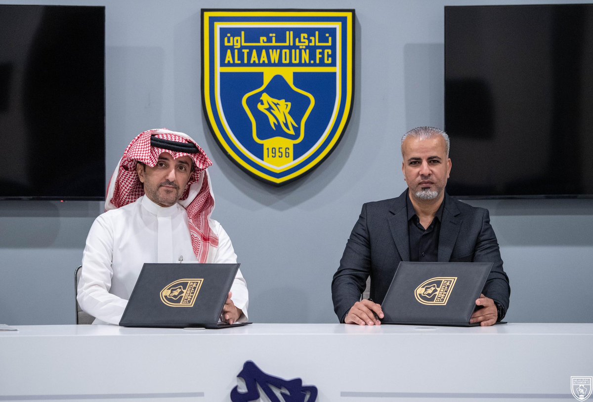 AltaawounSports's tweet photo. 📃| أتم مجلس إدارة النادي ممثلة بعضو مجلس الإدارة والمشرف العام على الألعاب المختلفة الأستاذ "سلطان الشريدة" اجراءات تجديد عقد الشراكة مع أكاديمية ركن المقاتل للملاكمة بحضور ممثل الأكاديمية المدرب "أحمد الفقهاء" .. https://t.co/yKMlECK4rt