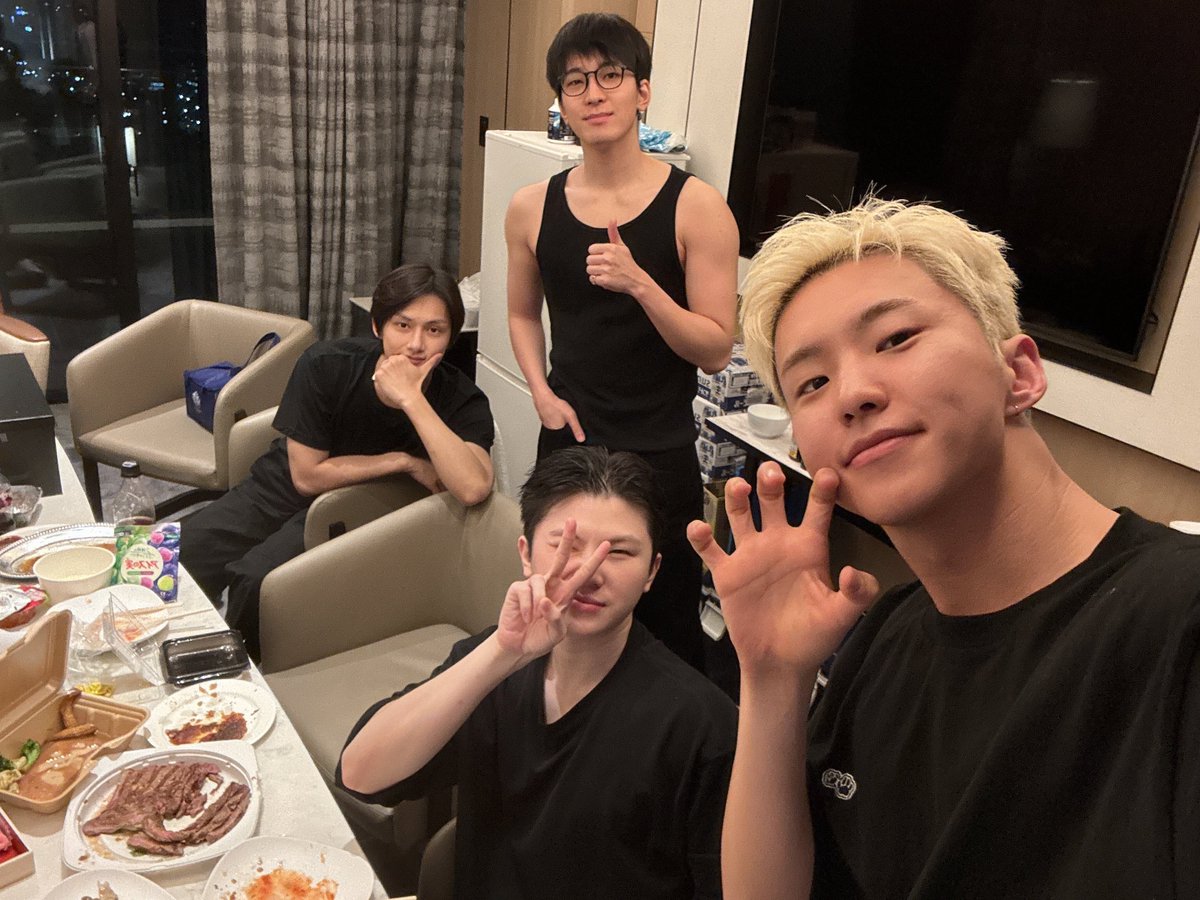 mrnysj_25's tweet photo. 241206 : ఇ ◝‿◜ ఇ 호시 위버스
96♥️
#호시 #준 #원우 #우지 #HOSHI #JUN #WONWO #WOOZI https://t.co/ZKpOhv2itK
