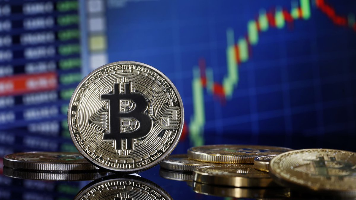 scottmelker's tweet photo. Standard Chartered Bank Predicts Bitcoin Will Hit $200,000 By 2025

Standard Chartered Bank has forecasted that Bitcoin will double to $200,000 by 2025, following its recent surge past $100,000. The prediction, reported by CNBC, comes after Bitcoin reached a new all-time high, fueled by favorable regulations and increasing institutional interest. Analyst Geoff Kendrick expects institutional flows to continue at or above 2024 levels, with companies like MicroStrategy playing a key role in Bitcoin's growth. The bank's outlook is further supported by the potential shift in U.S. regulatory policies under Trump's administration.

Source: Watcher Guru