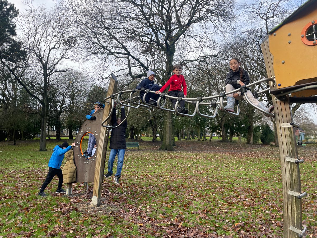 stjosephskly's tweet photo. Well what a fantastic day Yew class have had! Despite initial disappointment at having to cancel our trip, we’ve had lots of fun at the park, building dens, playing team games and enjoying hot chocolate and biscuits! Great resilience and positivity! #teamyew https://t.co/vcW6usiqwL
