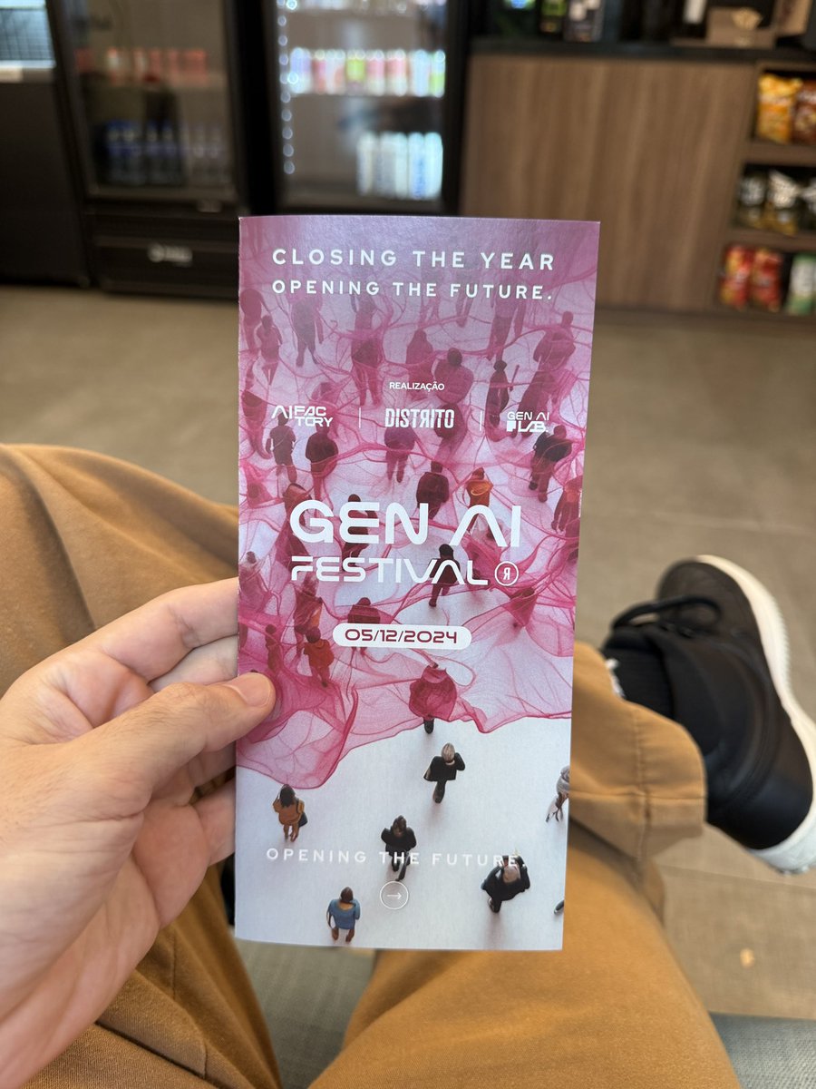 roginn's tweet photo. at the genAI festival in são paulo ✌️ https://t.co/tXYYE5R2QM