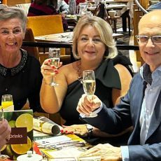 🎄 Christmas Meeting Review: UKHA Midlands &amp; SW members got together for a festive social evening at the glorious Studley castle on 25th November. 

Read more and view the gallery >> buff.ly/4ilR4RP

#UKHA #Christmas 🎁 🥂