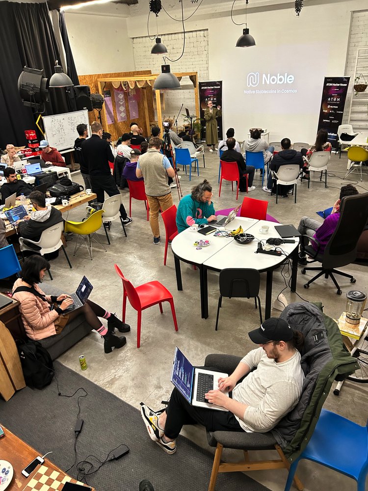 Web3Family โจ (@web3family_) on Twitter photo Day 3 at ATOM Hacker House ๐ธ 
Simon+Pino of <a href="/CosmWasm/">CosmWasm</a> & <a href="/confio_tech/">Confio</a>, Jelena of <a href="/noble_xyz/">Noble</a>, Lanre of @Neutron_org, Enzo of <a href="/YoubiCapital/">Youbi Capital | Since 2017</a>, Ivan of <a href="/Waku_org/">Waku</a> ๐งโ๐๐ฉโ๐ซ๐ฉโ๐ค
Thread ๐งต Day 3 at ATOM Hacker House ๐ธ 
Simon+Pino of <a href="/CosmWasm/">CosmWasm</a> & <a href="/confio_tech/">Confio</a>, Jelena of <a href="/noble_xyz/">Noble</a>, Lanre of @Neutron_org, Enzo of <a href="/YoubiCapital/">Youbi Capital | Since 2017</a>, Ivan of <a href="/Waku_org/">Waku</a> ๐งโ๐๐ฉโ๐ซ๐ฉโ๐ค
Thread ๐งต