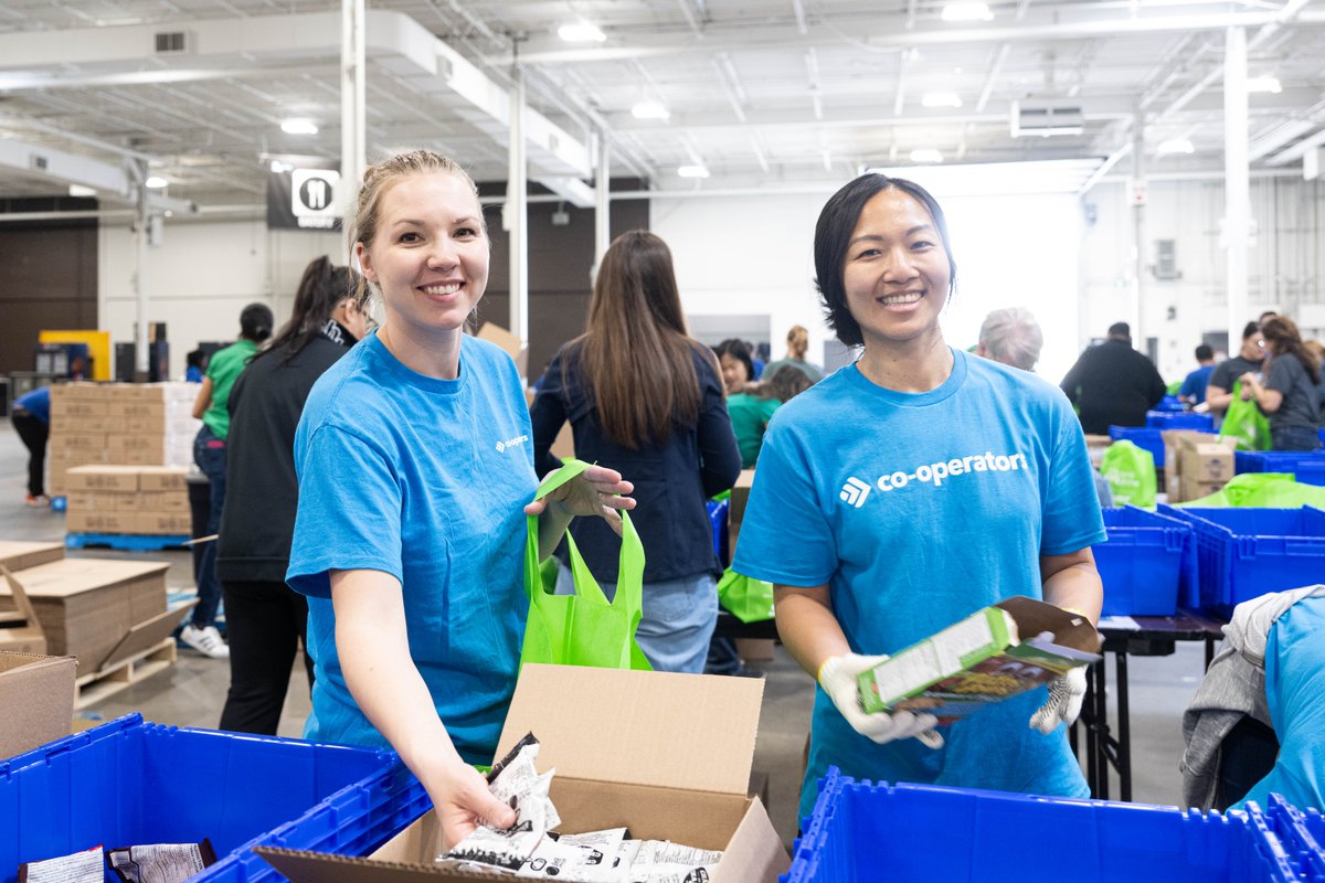 _Cooperators's tweet image. Happy #VolunteerDay! We’re thankful for our employees who generously offer their time to make a positive impact in the communities we serve.
Comment “💙” if you love volunteering!