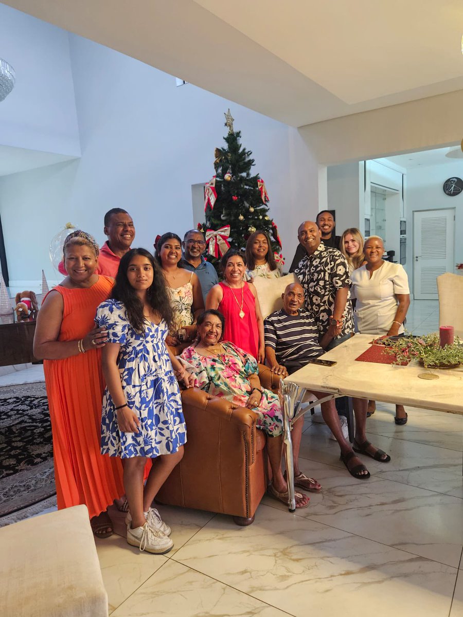 Jesse Chellan tweet media