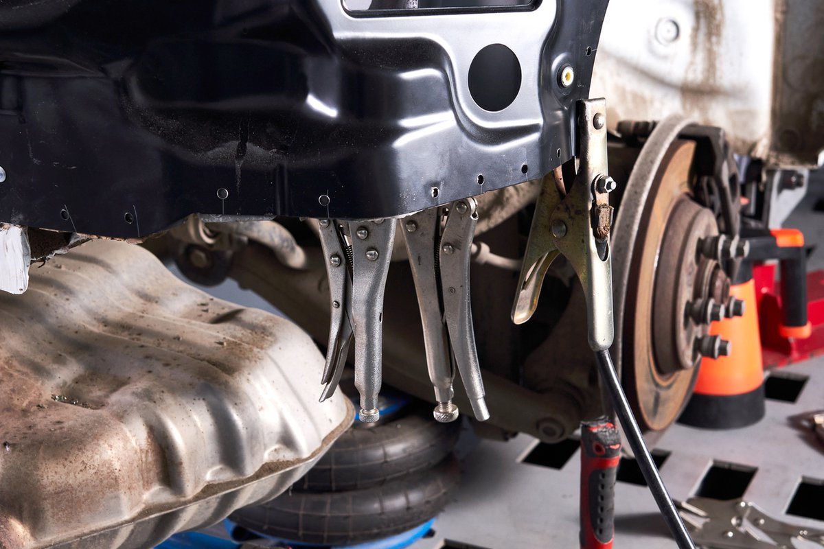 UnitedCoCenter's tweet photo. We work with all insurance companies and we take care of the paperwork, so that’s one less thing you need to stress about. If you’ve been in an accident, United Collision Center Inc. is the place to go. https://t.co/ltpPxwVBVb #AutoBodyRepairs #MajorAutoBodyRepairs https://t.co/rgfy9AmOuX