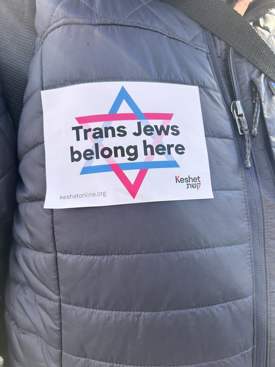 Religious Action Center of Reform Judaism (@therac) on Twitter photo Yesterday, we were proud to join <a href="/KeshetGLBTJews/">Keshet</a>, <a href="/NCJW/">National Council of Jewish Women</a>, and many faith and secular partners as the Supreme Court heard oral arguments in U.S. v. Skrmetti. Gender-affirming care is lifesaving. We will continue to support bodily autonomy & full equality for all transgender youth. Yesterday, we were proud to join <a href="/KeshetGLBTJews/">Keshet</a>, <a href="/NCJW/">National Council of Jewish Women</a>, and many faith and secular partners as the Supreme Court heard oral arguments in U.S. v. Skrmetti. Gender-affirming care is lifesaving. We will continue to support bodily autonomy & full equality for all transgender youth.