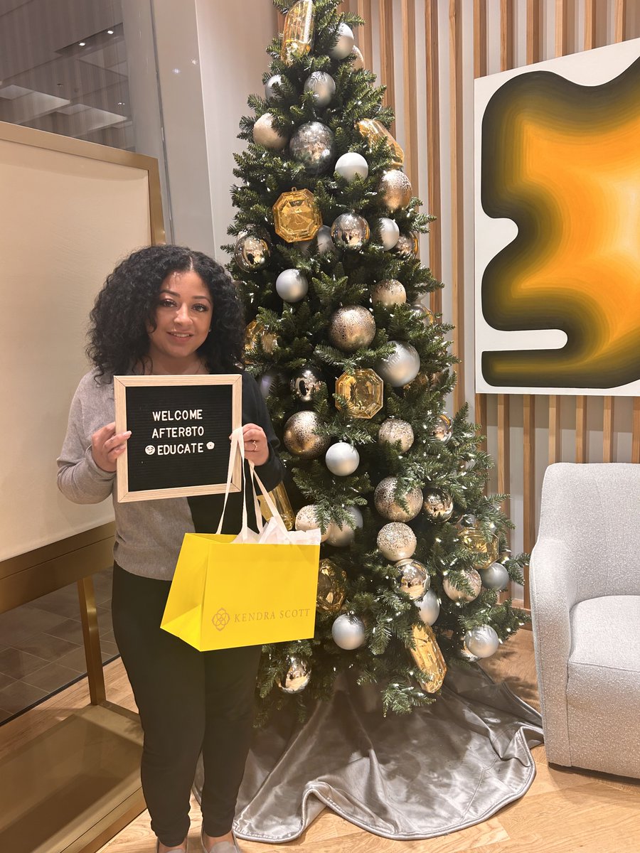after8toeducate's tweet photo. #ThankYou to our amazing #community for your incredible #support on #GivingTuesday and during our Kendra Scott #fundraiser! Your #generosity #empowers us to continue providing vital #resources and #support to our #homeless #youth community all year long.

#SupportNonProfits https://t.co/YkaMa7viJV
