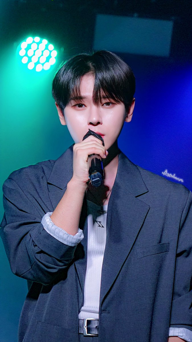 su_93h's tweet photo. 2024.10.04 2부
WATERFIRE LIVE IN JAPAN
📷️:최수환
🎤 ditto -New Jeans-
少し表情が違うだけでも雰囲気が変わるスファンの七変化
@suhwanez
@Weare_WATERFIRE
#최수환 #choisuhwan #チェスファン #수환 #suhwan #スファン #워터파이어 #waterfire #buildu https://t.co/aEvfs7yzGg