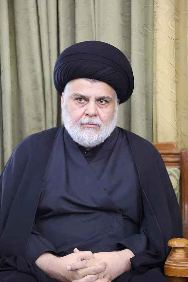 SadreiaAl's tweet photo. بسم الله الرحمن الرحيم

نراقب الوضع في الجارة العزيزة سوريا بدقة، ولا نملك لشعبها الحر الأبي بكل طوائفه إلا الدعاء عسى الله أن يدفع عنهم البلاء والإرهـ،،اب والتشدّد والظلم والظلام والطائـ ـفية والتدخلات الخارجية.

فنحن ما زلنا على موقفنا من عدم التدخ�� بالشأن السوري.. وعدم الوقوف ضد قرارات الشعب فهو المعني الوحيد بتقرير مصيره.

آملاً من الجميع أن لا ينجر خلف مخططات الثالو�� المشؤوم إمريكا وبريطانيا وإسر١ئيل ومن لف لفها .. لتدمير الدين ووحدة الصف وبث الفرقة.

كما ويجب الإلماع إلى ضرورة عدم تدخل العراق حكومة وشعباً وكل الجهات والمليشيات والقوات الأمنية في الشأن السوري كما كان ديدن بعضهم في ما سبق.. بل ويجب على الحكومة منعهم من ذلك ومعاقبة كل من يخرق الأمن السلمي والعقائدي في عراقنا الحبيب.

والسلام ختام.

#سلاما_سوريا

السيد مقتدى الصدر أعزه الله