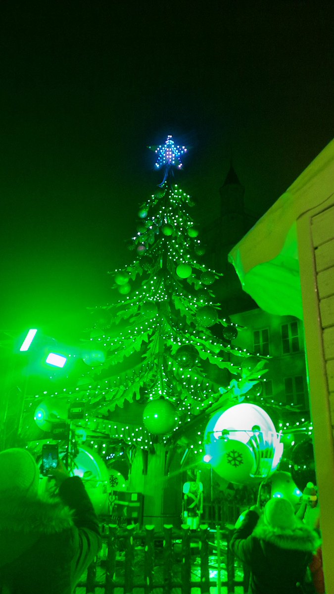 cricri4545's tweet image. #fmspad
Merry