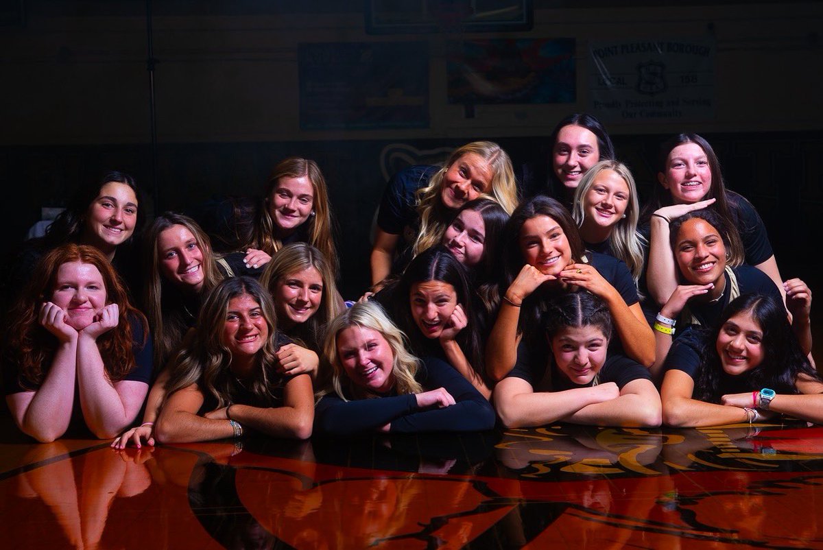 Athletically Challenged tweet media