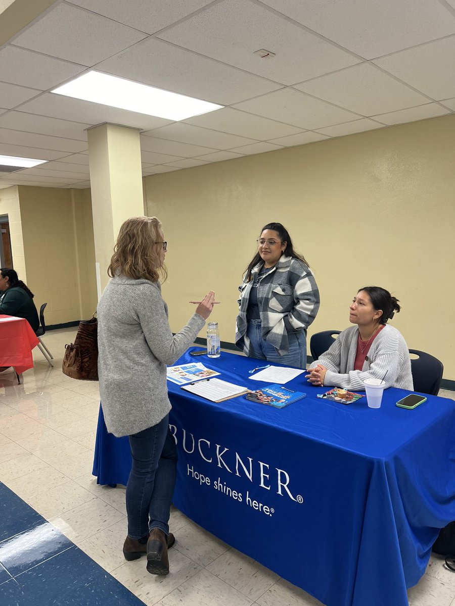 _ChapmanS's tweet photo. Thanks to @NISD_SEB for presenting to our parents during our Coffee w/ Counselor event. βοΈπ₯π@OrozcoGlassElem #homebehaviorsupport #regulationstrategies https://t.co/5aH8EoeFca