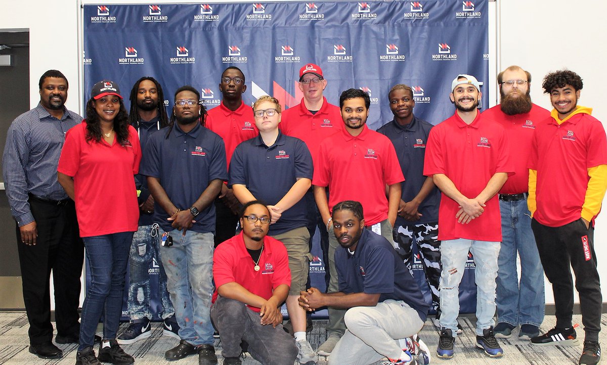 DebDrew0528's tweet photo. Shout out to @NorthlandWTC this #ThoughtfulThursday! @nationalgridus Foundation has been a partner for 5+yr, supported its Math Lab for 300+ students per semester who receive remediation,  tutoring that supplements students' technical training. #NGFLovesGiving_25yrs https://t.co/hlvqJSBvPj