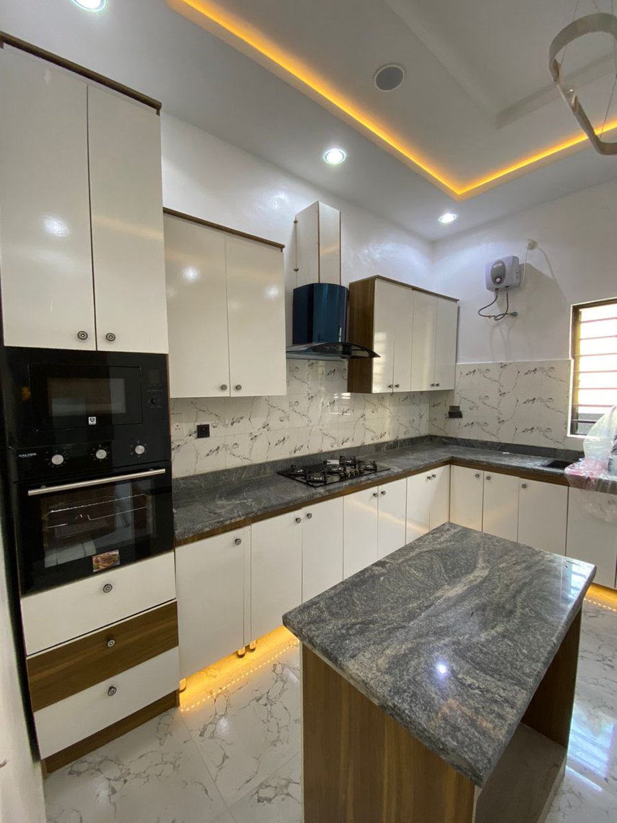 NimbleCasa's tweet photo. NEW LISTING!🔥
4 bedroom Fully Detached Duplex

📍Ajah, Lagos
Size: 397 SQM
Price: 180 Million Naira
Title: Governor Consent and Building Approval

For Property viewing/Inspection, send a DM or
Call: +2349168584819
For more properties, visit our website - https://t.co/zMPFXCooIv https://t.co/2SSFRWnUsV