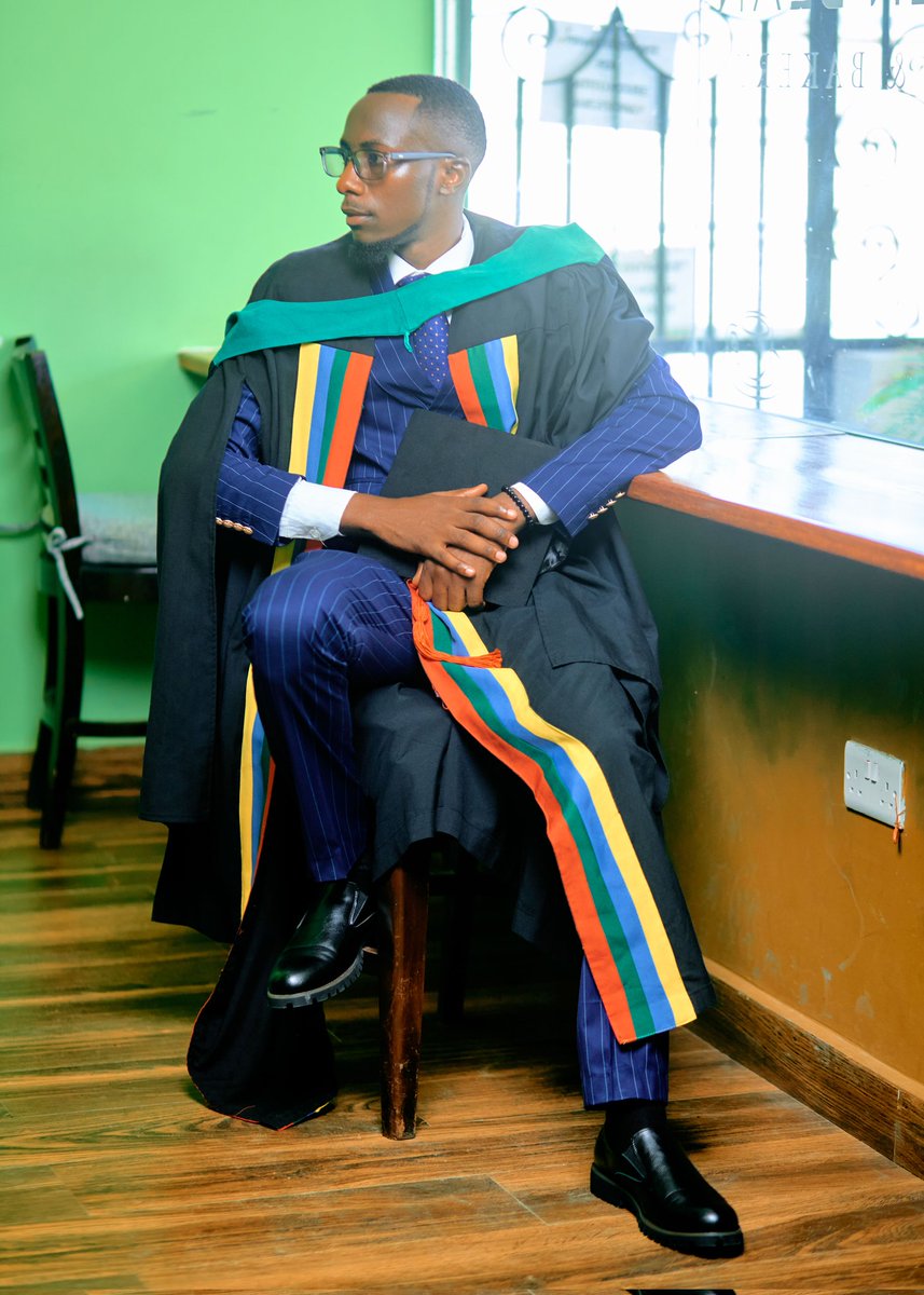 adam_kibona's tweet image. Nina mshukuru Mungu sana siku ya Leo nimeweza kutunukiwa degree yangu ya kwanza ya udaktari Tiba (MD) from @muhimbiliuniver
Adam J Kibona MD,
Dr. Kibona(kb).
#Godaboveall
