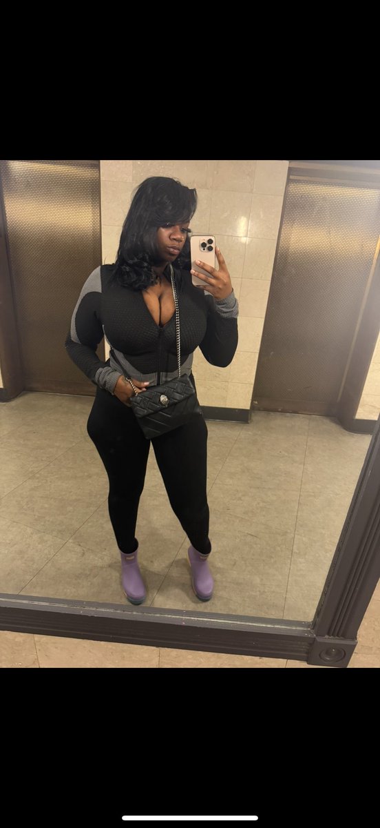 rellyb22_'s tweet photo. From 326 to 200 pounds off I feel
So good I’m so proud of myself ❤️ https://t.co/BYiRJp0db9