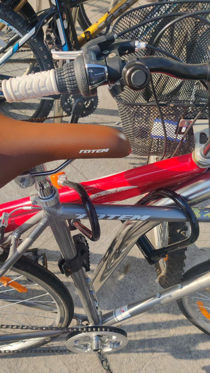 RazNeta's tweet image. איך להרוס לבן אדם את היום בקלות