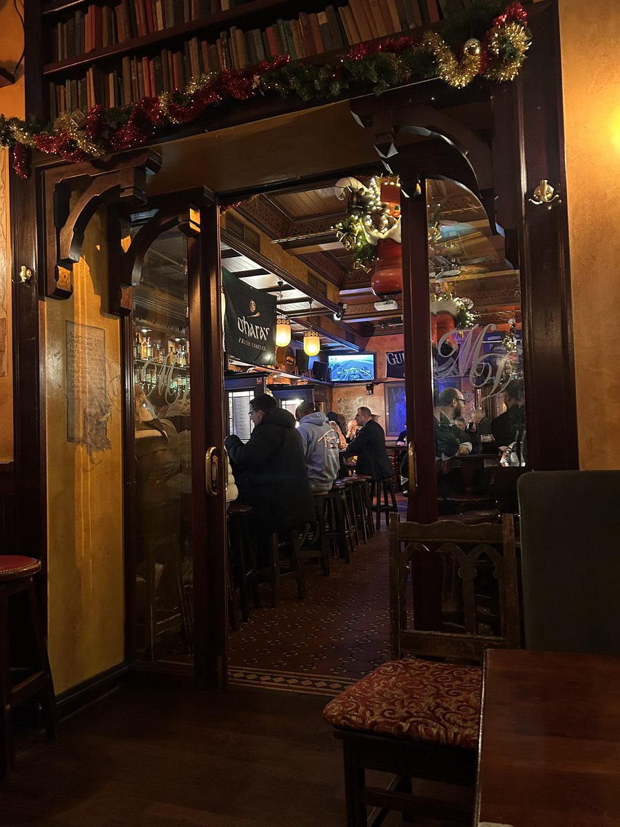 alecynbronydd's tweet photo. @bigphil321 
You must have missed this one @mollydarcys Vienna👌⛷️🧑‍🎄 https://t.co/jdtNy0QhHj