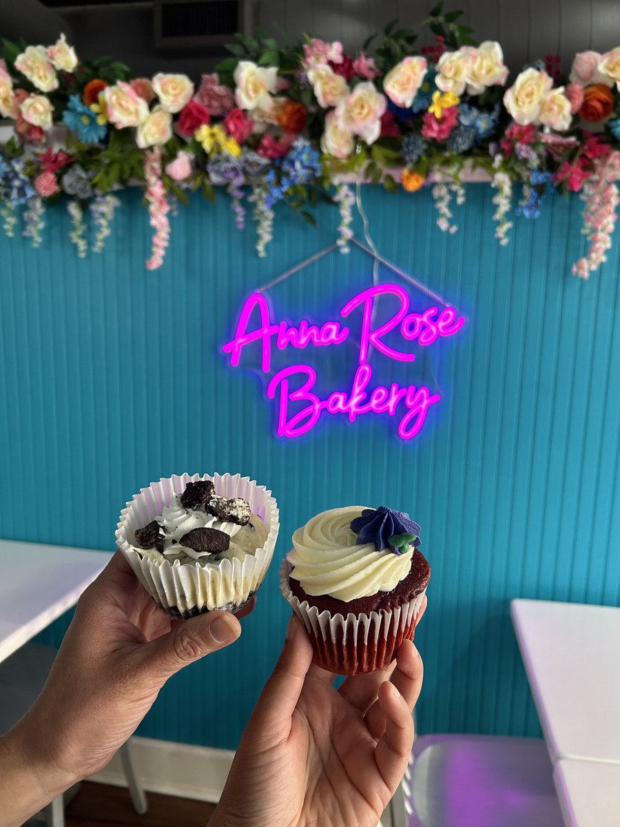 ExploreHbg's tweet photo. Have you been to Anna Rose Bakery &amp; Coffee Shop since it reopened with a new look? The bakery has new owners since September along with a fresh look, but don’t worry— your favorite baked goods are just as delicious as ever! 

#explorehbg #harrisburg https://t.co/rXuv4c1dJX