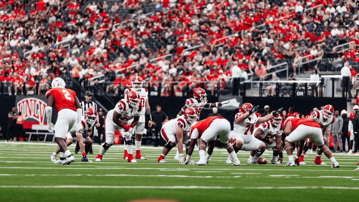 JacksonZStein's tweet photo. I am extremely Blessed to receive a Division 1 offer to Utah Tech University. All Glory to God! @BenR4033 @coach_moynahan @UtahTechFB @coachmurphhh 
@cocfb @CoachICOC @CoachKellyCOC @DlineCoachEd @CoachSethAdam3 @JUCOFFrenzy @JuCoFootballACE @portalgems @Reno818 @DCorbet55 @COCoLinecoach