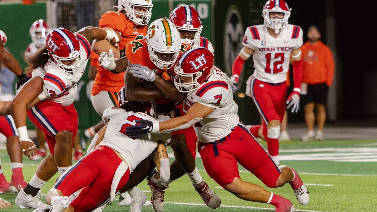 JacksonZStein's tweet photo. I am extremely Blessed to receive a Division 1 offer to Utah Tech University. All Glory to God! @BenR4033 @coach_moynahan @UtahTechFB @coachmurphhh 
@cocfb @CoachICOC @CoachKellyCOC @DlineCoachEd @CoachSethAdam3 @JUCOFFrenzy @JuCoFootballACE @portalgems @Reno818 @DCorbet55 @COCoLinecoach
