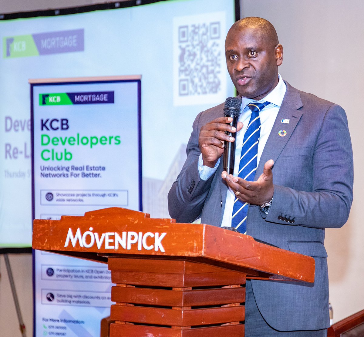 KCBInKenya's tweet photo. 📊 Shocking stats: Africa faces a 51 million housing unit deficit! 🏚️This shortage fuels slum growth, overcrowding, and poor sanitation. How can we turn this around?
#ForPeopleForBetter #KCBDevelopersClub https://t.co/3RomsQHTgp