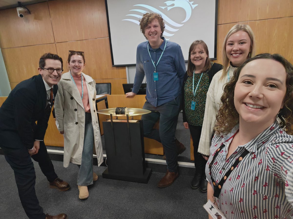 Rhagoriaith tweet media