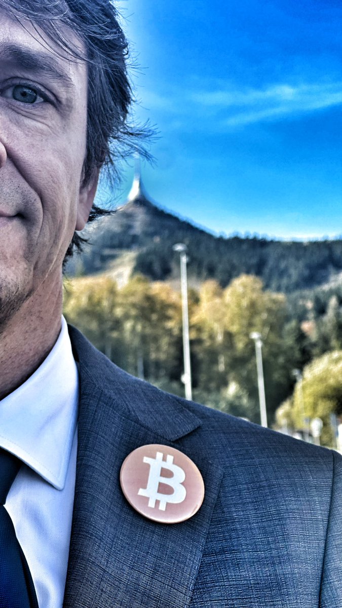 kozusnik's tweet photo. @j_havranek Díky Jirko. Bez tebe by to nebylo 🟠 Těším se na zítřek a na tvou návštěvu u nás na #liberecko #cryptovalley
@CByte_Lbc https://t.co/IMFhohkAwH