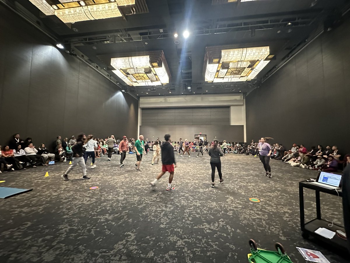 TheCoachFuller's tweet photo. What an awesome way to kick off this year’s @TexAHPERD! Thanks for helping us pack the room for this morning’s session! Any questions or need help with the handout, just let us know! #mhepe #risdmoves #physed #risdbetheone #texahperd24 https://t.co/kjMXXOEVnt