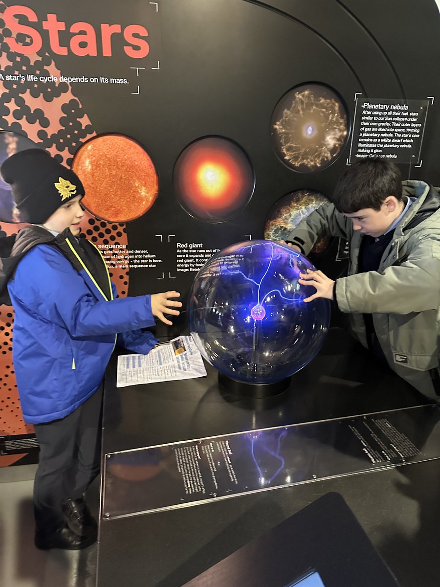 StVincentsPr's tweet photo. Year 5 had a fantastic day visiting Jodrell Bank. We had a great time learning about the Lovell Telescope, which is one of the largest radio telescopes in the world. We also enjoyed learning more about space, stars and planets in the Space Dome. #passionateaboutlearning #stem https://t.co/1IL5lP4WBs