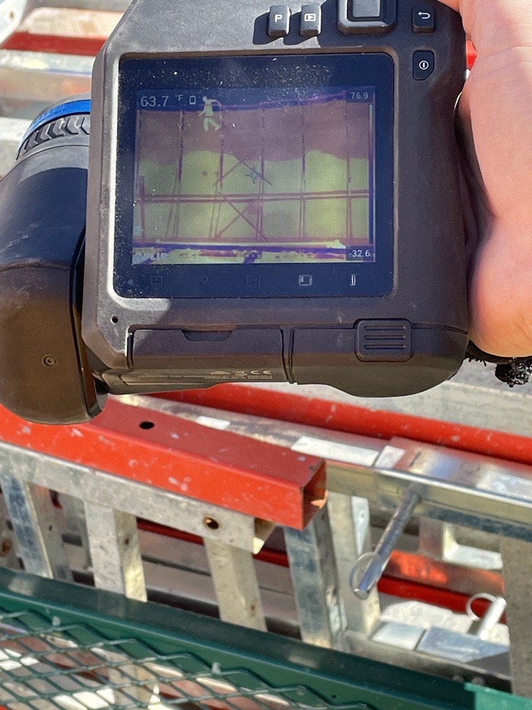Concrete Pour Day just got smarter! A thermal imaging camera is key to monitoring concrete consolidation within Octaform’s stay-in-place formwork. Ensuring precision and quality in every pour!

#concrete #construction #constructionprojects