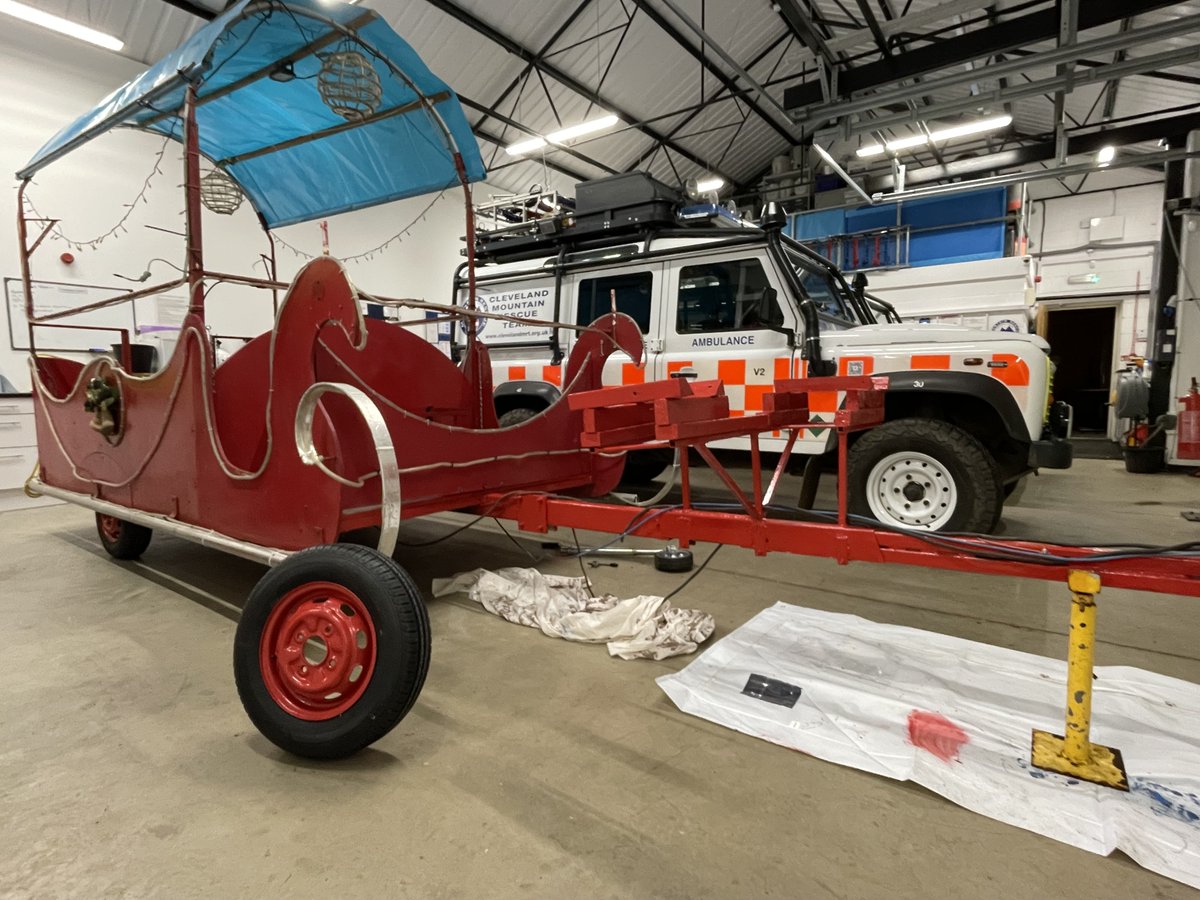 Looks like a wheel’s come off the new Team vehicle!

The Cleveland MRT elves have been busying preparing the  ‘Santa Sleigh’ for this year’s tour of Great Ayton.

It will take place on Mon 23rd Dec leaving at 5.30pm and visiting all the usual places. Details &amp; route to follow!