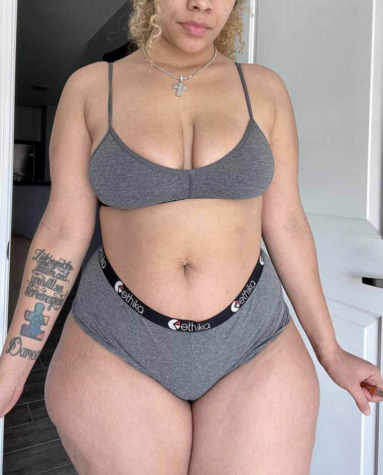 Mandy Danielle 🥵💫 tweet media