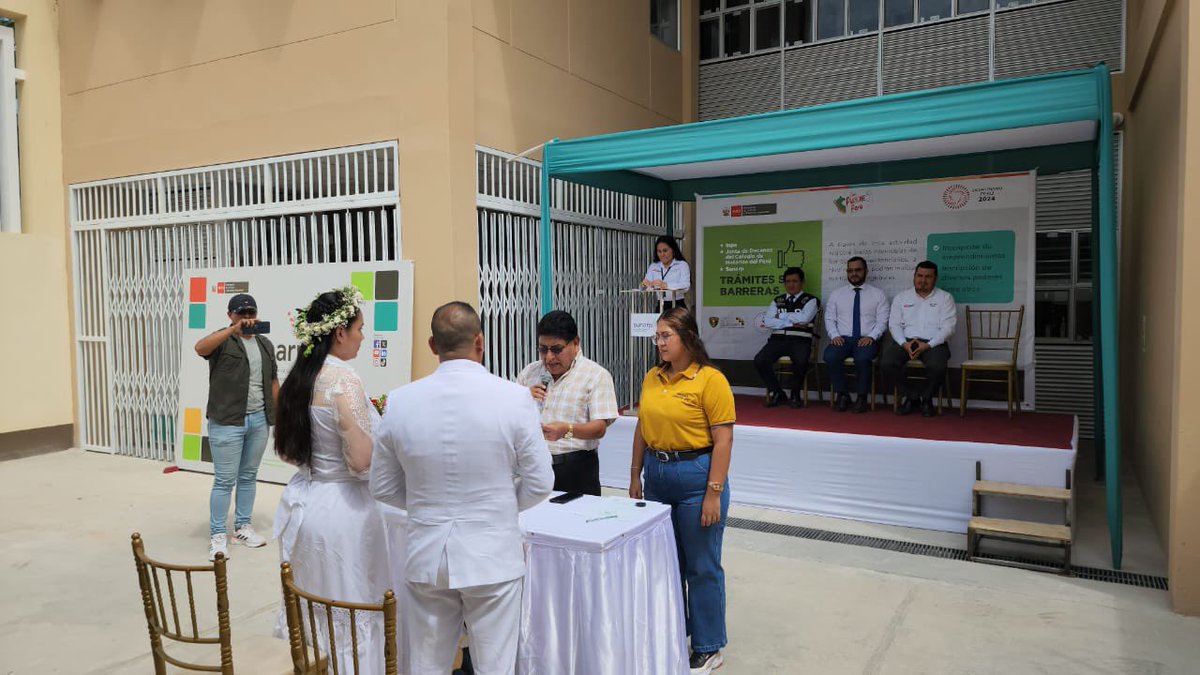 SunarpOficial's tweet photo. #NoticiasSunarp | 🎉 Con éxito realizamos la 9na edición de #TrámitesSinBarreras en el Penal de Iquitos. Facilitamos trámites legales y registrales a internos, promoviendo inclusión y acceso a la justicia. 📝⚖️ https://t.co/kFetX8DuGO