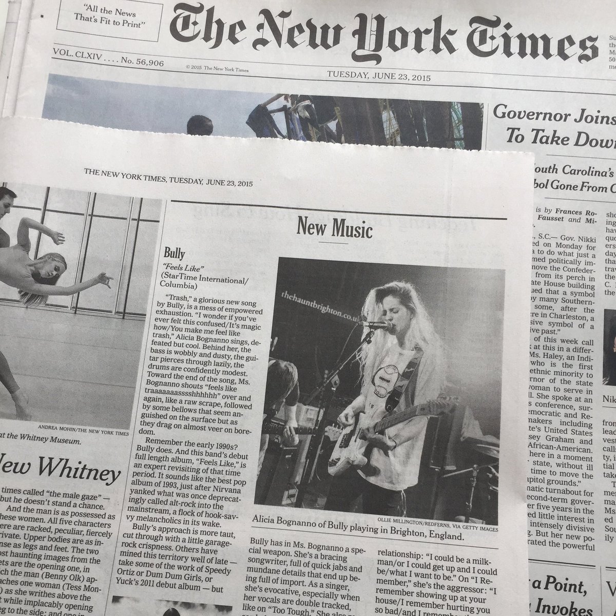 Bully's tweet image. 10 years of Feels Like is coming up 🥲 The vinyl is finally going to be pressed again for the 1st time in a very long time. Two new variants are available for preorder now (out Feb 21): 10atoms.com/Bully-Merch

Thank you for sticking around &amp;amp; showing support all of these years ❤️