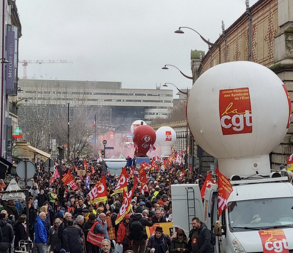 Louise P tweet media