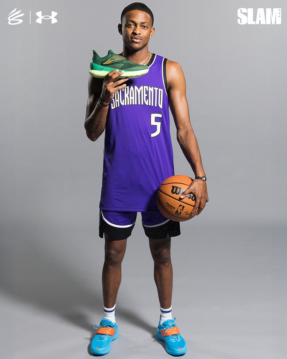 SLAMonline's tweet photo. De'Aaron Fox for SLAM 253, featuring the Fox 1 by Curry Brand. https://t.co/26EEsheEVy https://t.co/2pIDOwuyER