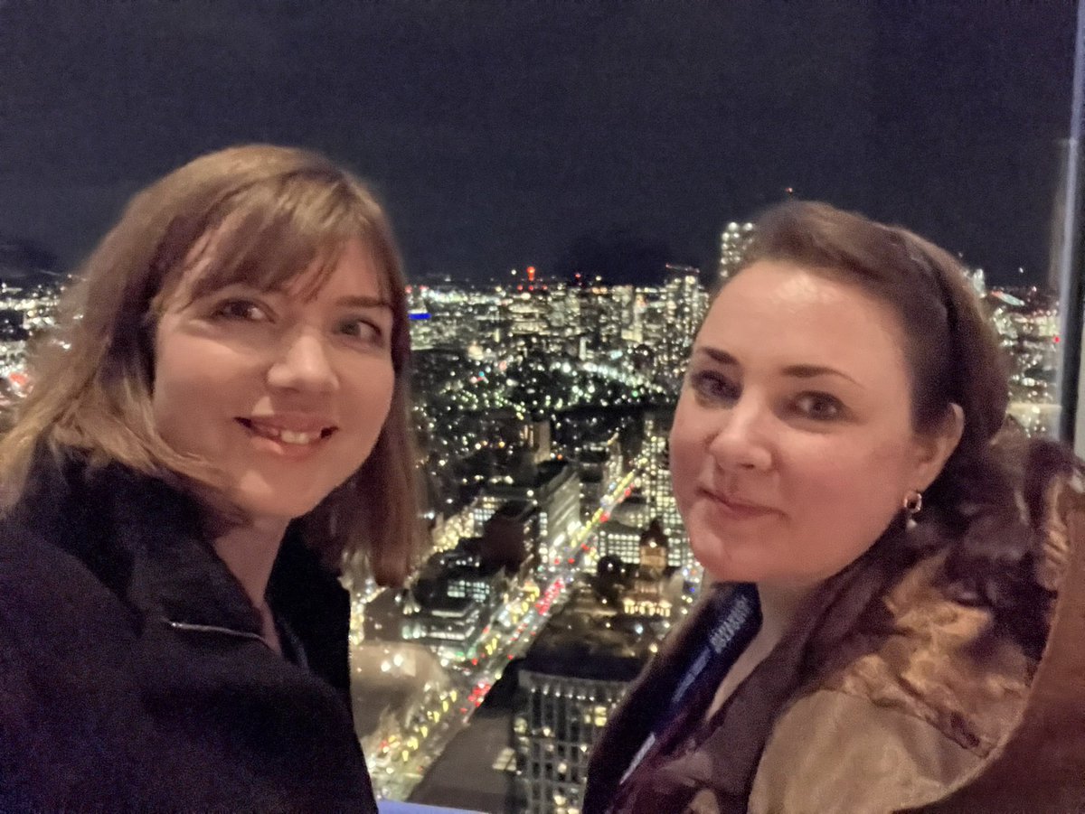 hankin_anna's tweet photo. It’s been a wonderful, interesting &amp; productive time at the MRS Fall meeting in Boston! #F24MRS
Thank you Ludmilla Steier and Virgil Andrei for the invitationto present about my #Solar2H2 reactor outdoor testing ☺️ lovely to catch up with friends &amp; colleagues😊 @ICL_Electrochem https://t.co/EB4t81KUkL
