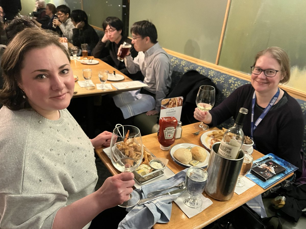 hankin_anna's tweet photo. It’s been a wonderful, interesting &amp; productive time at the MRS Fall meeting in Boston! #F24MRS
Thank you Ludmilla Steier and Virgil Andrei for the invitationto present about my #Solar2H2 reactor outdoor testing ☺️ lovely to catch up with friends &amp; colleagues😊 @ICL_Electrochem https://t.co/EB4t81KUkL