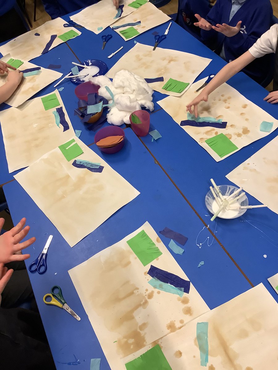 MPPS_Wirral's tweet photo. Inspired by the book βGoing on a Bear Huntβ KS1 story explorers have created their own 3D story maps!
We showed the adventure the family went on to get to the bear. Look how fabulous they are!
#StoryExplorers #MPPSLiteracy https://t.co/lsiOJ30BYU