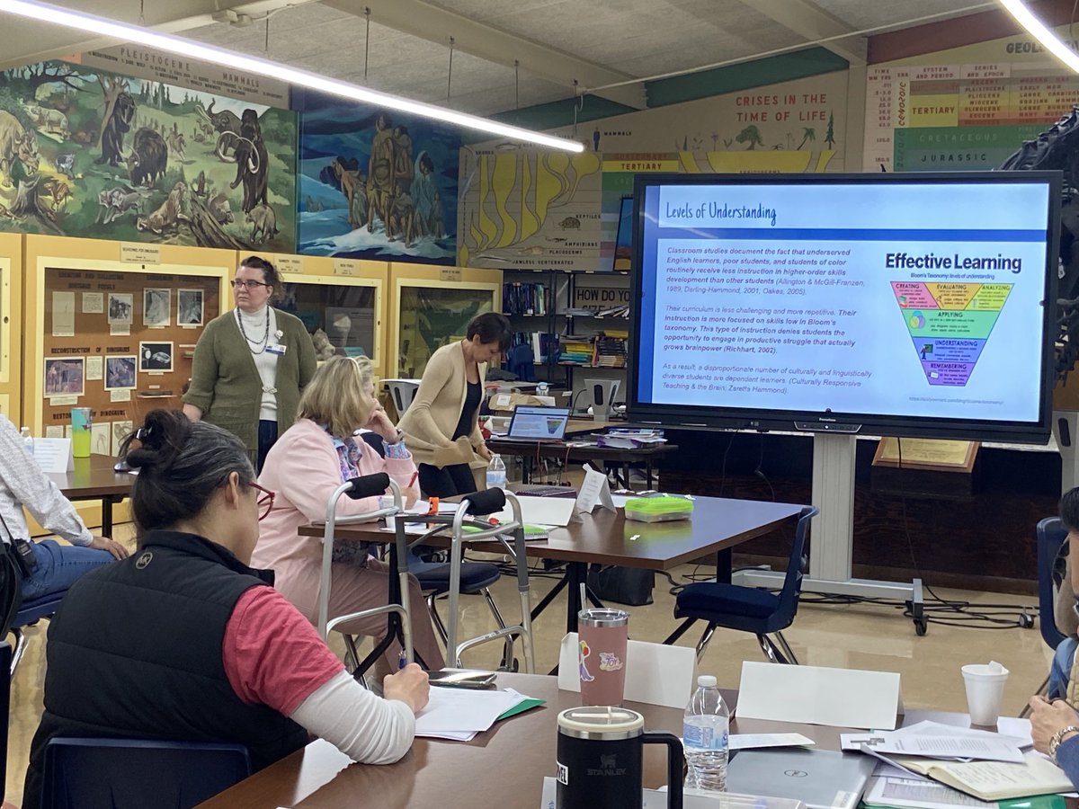 Nmohajer1's tweet photo. Our December Science Lead Teacher meeting is kicking into high gear! 👏👏🏆🥇⁦@SBISDScience⁩ https://t.co/wSE721896s