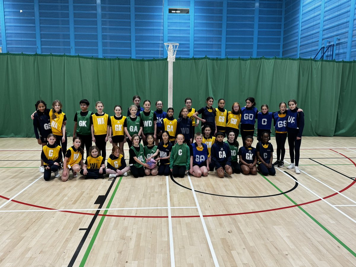 Hazlehead ❤️ Netball

A busy week of netball this week with Academy Junior and Senior Matches, a fundraiser, P6-7 &amp; P4-5 festivals🏐

📸check out our p6-7’s at ASV with <a href="/rgcsport/">RGC PE & Sport</a> and <a href="/hazleheadschool/">Hazlehead School</a> and <a href="/AiryhallSch/">Airyhall School</a> P4-5 teams

Great determination and teamwork from everyone🤩