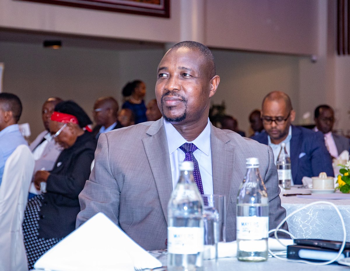 KCBInKenya's tweet photo. Extensive opportunities for investment exist, particularly in upgrading informal settlements, urban renewal, construction of middle and low-income housing, and the manufacture and supply of building materials and components.
#KCBDevelopersClub #ForPeopleForBetter https://t.co/9vA7jSC5vI