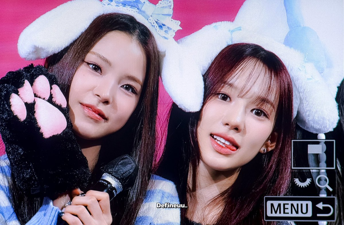 defineuu0418's tweet photo. 241205 MK fansign preview
🦊&amp;🐶

#RYUSARANG #유사랑
#mai #마이 
 #IZNA #이즈나 https://t.co/Rh9kBcQsKA