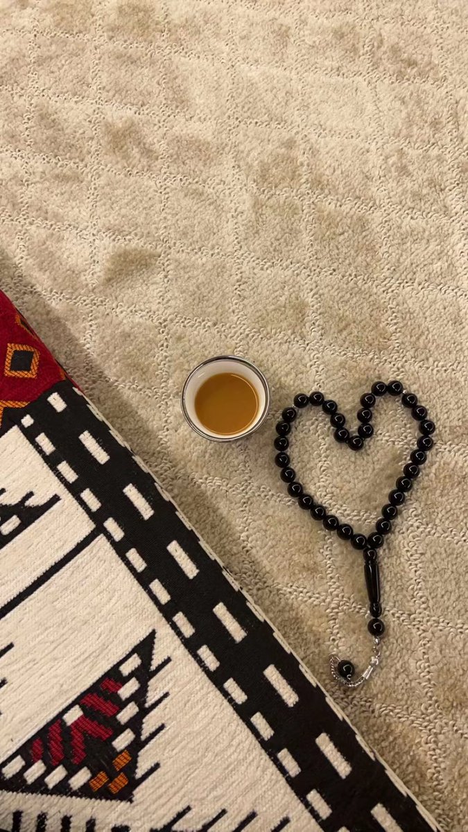 "خذني من الزمان ومن دواعي جهاده
أنت قلبك يمون و خطوتي لك جريّه"