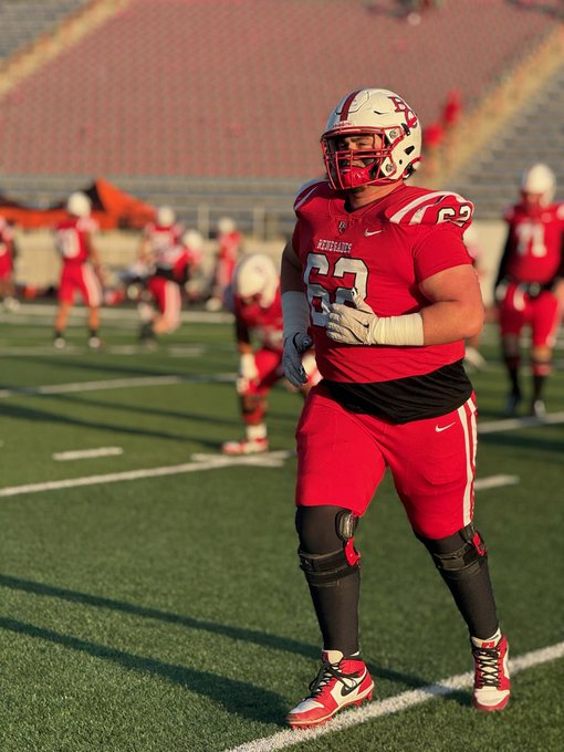 JUCO Football Frenzy (@jucoffrenzy) on Twitter photo Still Available: <a href="/TylerShelton72/">Tyler Shelton</a> JUCO OL 6'1 285. C/O 2025. DEC GRAD. Full Qualifier. <a href="/BCRenegadeFB/">Bakersfield College Football Official</a> HL hudl.com/video/3/229790… Still Available: <a href="/TylerShelton72/">Tyler Shelton</a> JUCO OL 6'1 285. C/O 2025. DEC GRAD. Full Qualifier. <a href="/BCRenegadeFB/">Bakersfield College Football Official</a> HL hudl.com/video/3/229790…