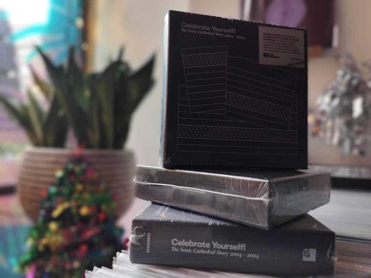 _stranger_than's tweet image. This week's new releases, including stunning live records from @amarillohighway @FourTet Portishead and OCS, a 20th anniversary CD boxset from @soniccathedral, plus new albums from @thisisduster @CharleyCrockett and more!
bit.ly/4ipB7Kr
